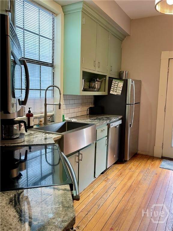 4 Bedroom Multi Unit's Image 15
