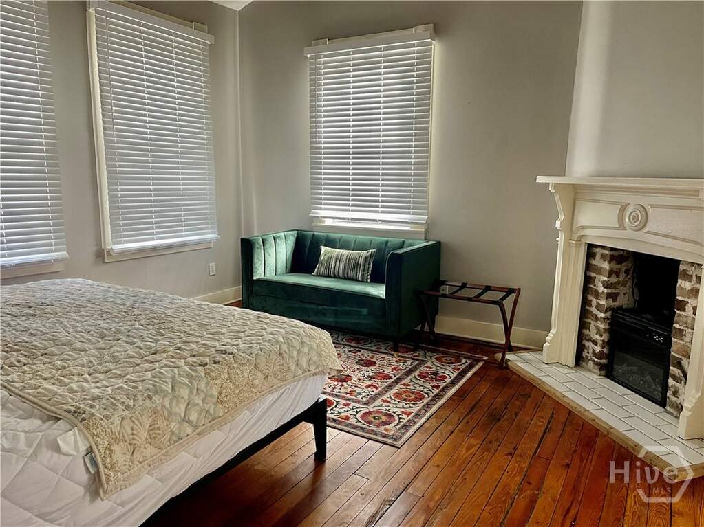 4 Bedroom Multi Unit's Image 22