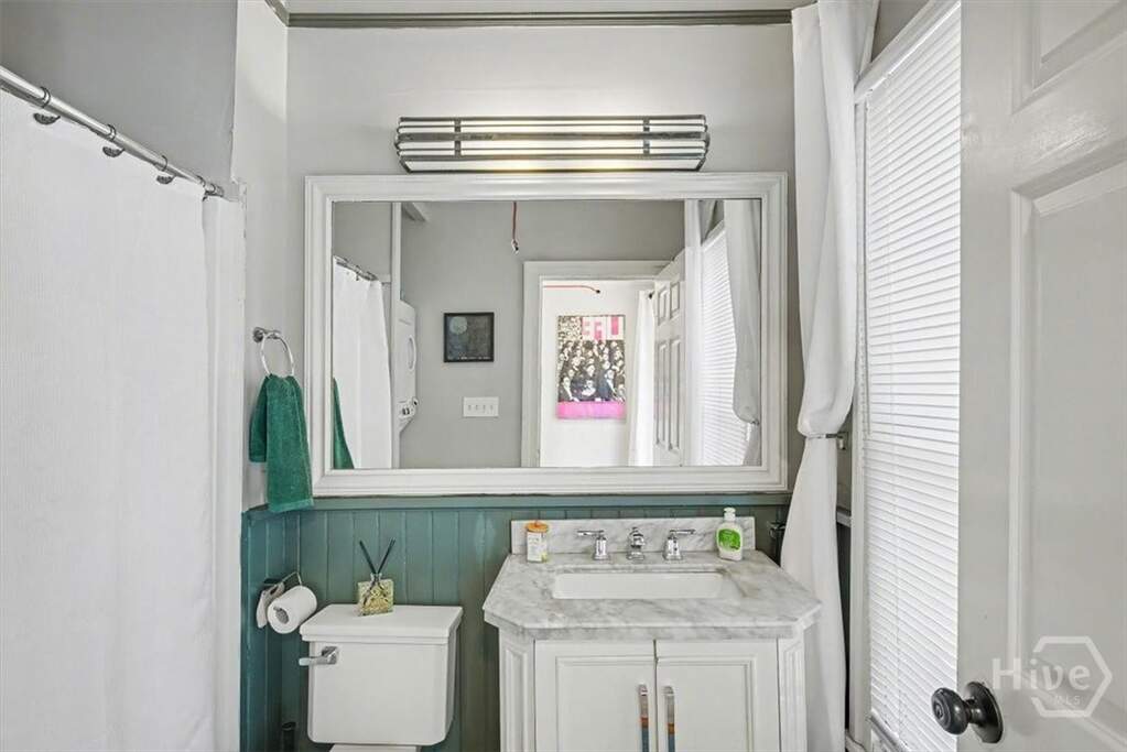 4 Bedroom Multi Unit's Image 6