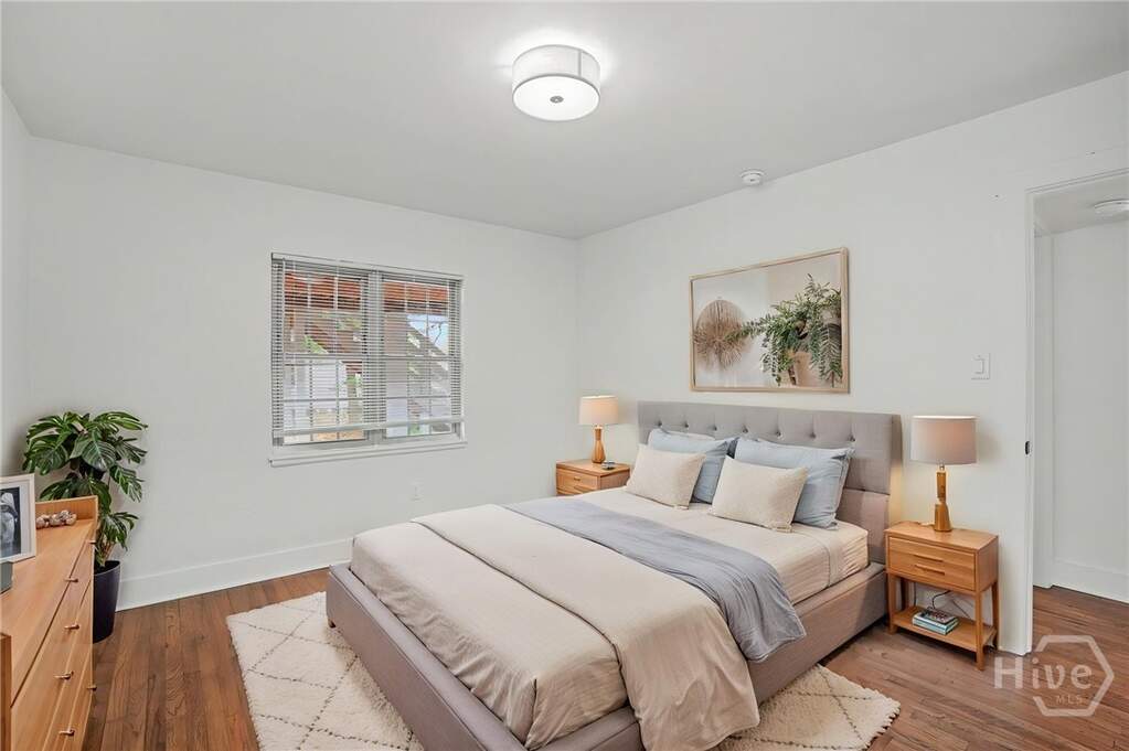 4 Bedroom Multi Unit's Image 10