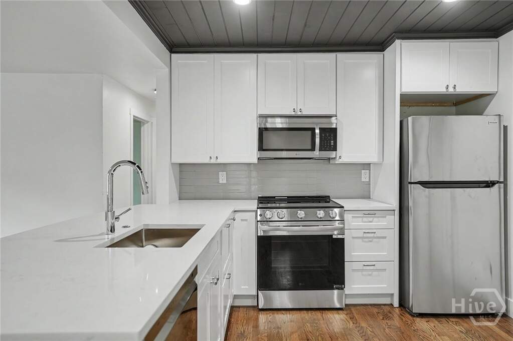 4 Bedroom Multi Unit's Image 18