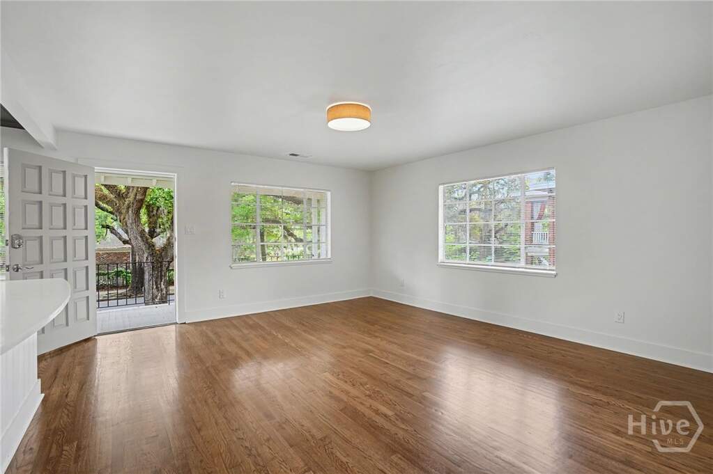 4 Bedroom Multi Unit's Image 22