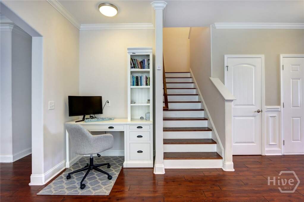 5 Bedroom Single Family Home/House's Image 24
