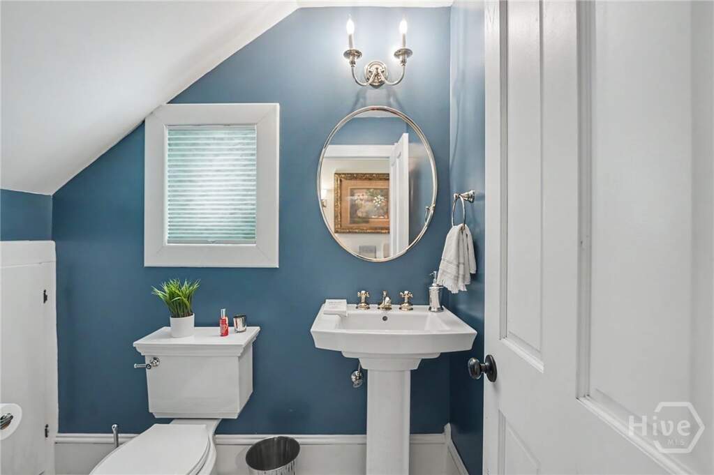 3 Bedroom Single Family Home/House's Image 14