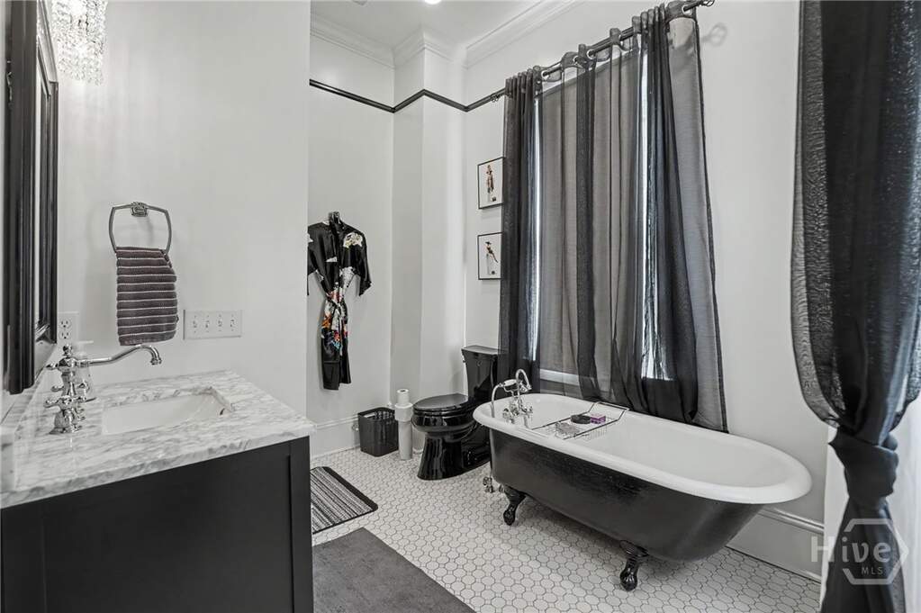 3 Bedroom Single Family Home/House's Image 18