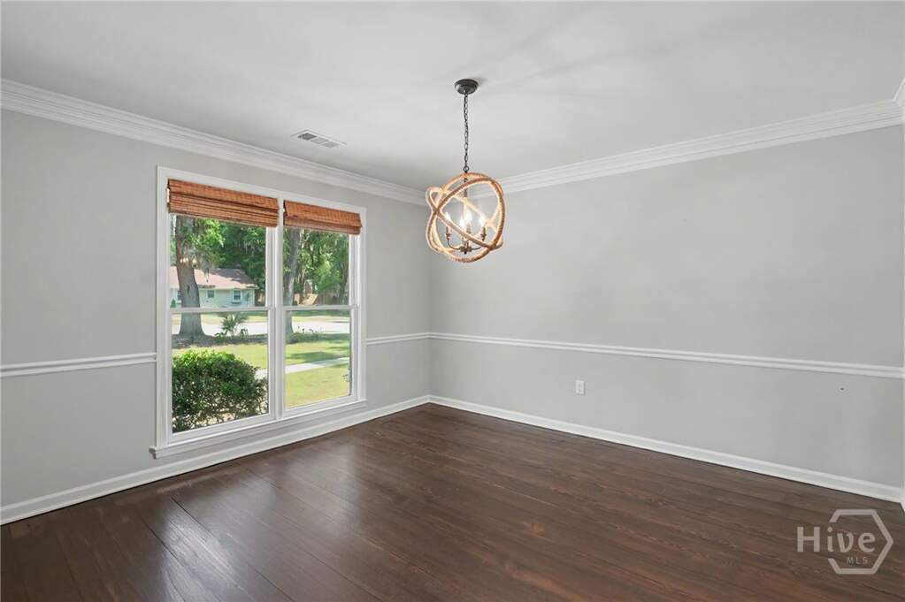 3 Bedroom Single Family Home/House's Image 9