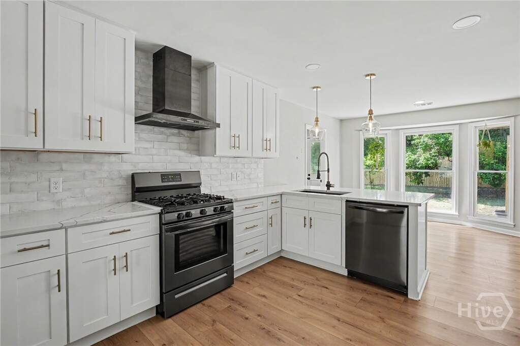 3 Bedroom Single Family Home/House's Image 12