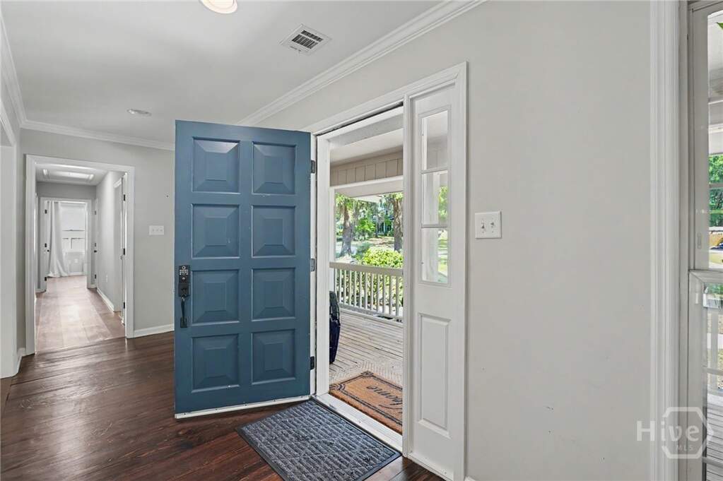 3 Bedroom Single Family Home/House's Image 6