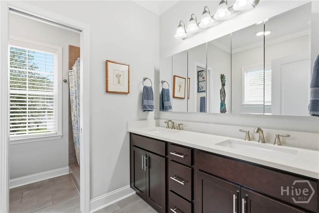 3 Bedroom Single Family Home/House's Image 24