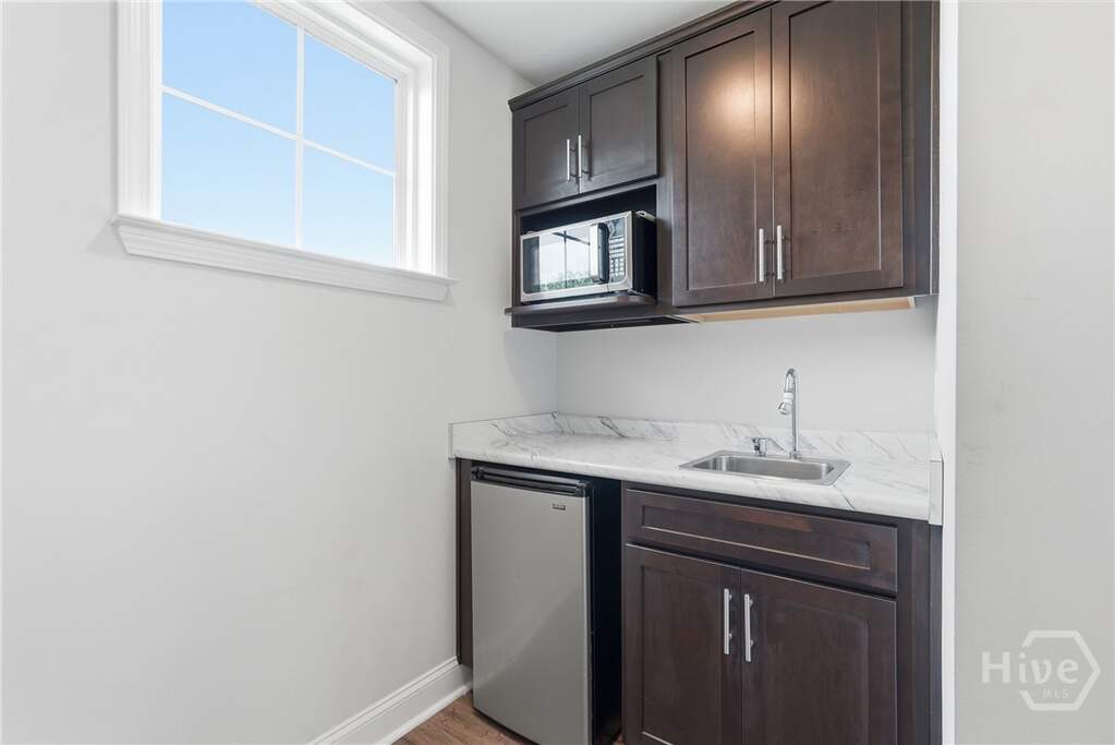 3 Bedroom Single Family Home/House's Image 27