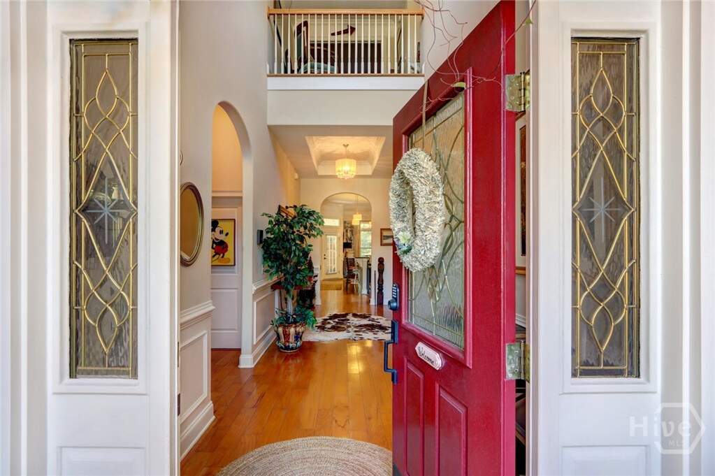 4 Bedroom Single Family Home/House's Image 8