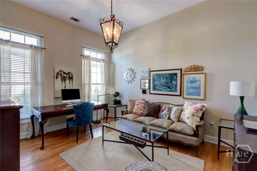 4 Bedroom Single Family Home/House's Image 26
