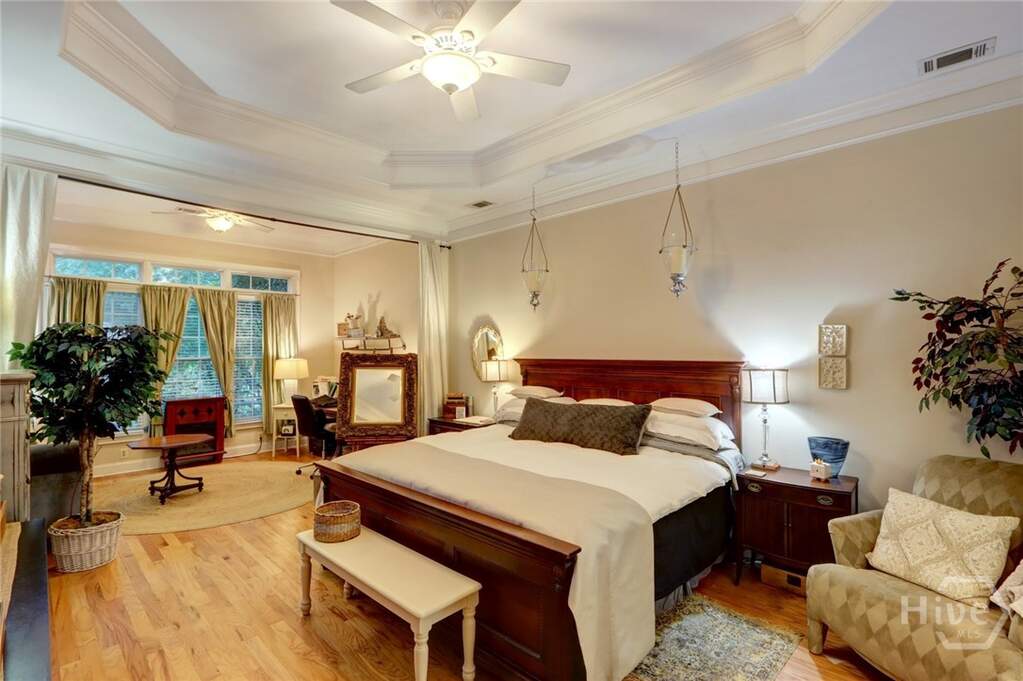 4 Bedroom Single Family Home/House's Image 28