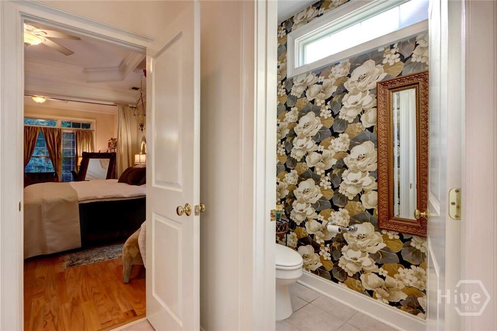 4 Bedroom Single Family Home/House's Image 32
