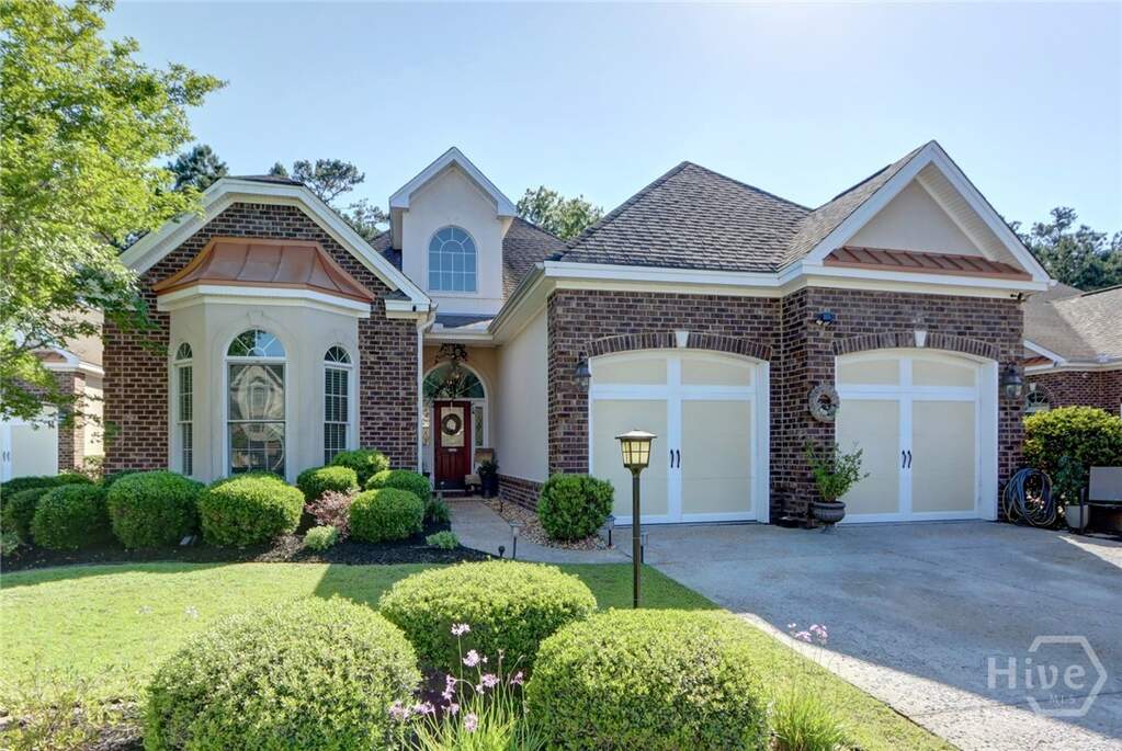 4 Bedroom Single Family Home/House's Image 6