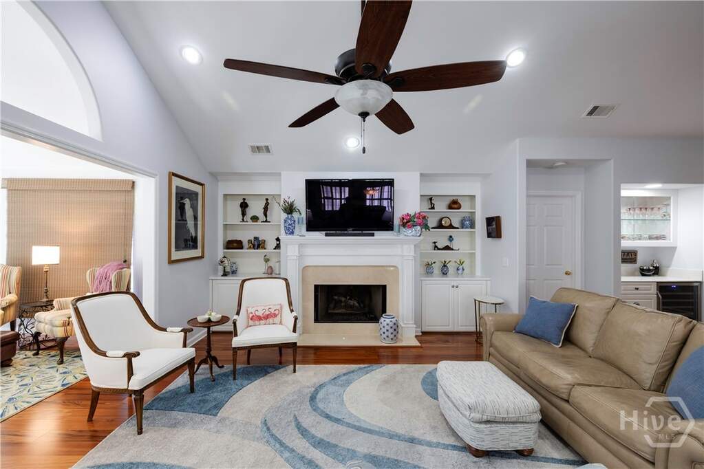 4 Bedroom Villa/Townhouse's Image 12