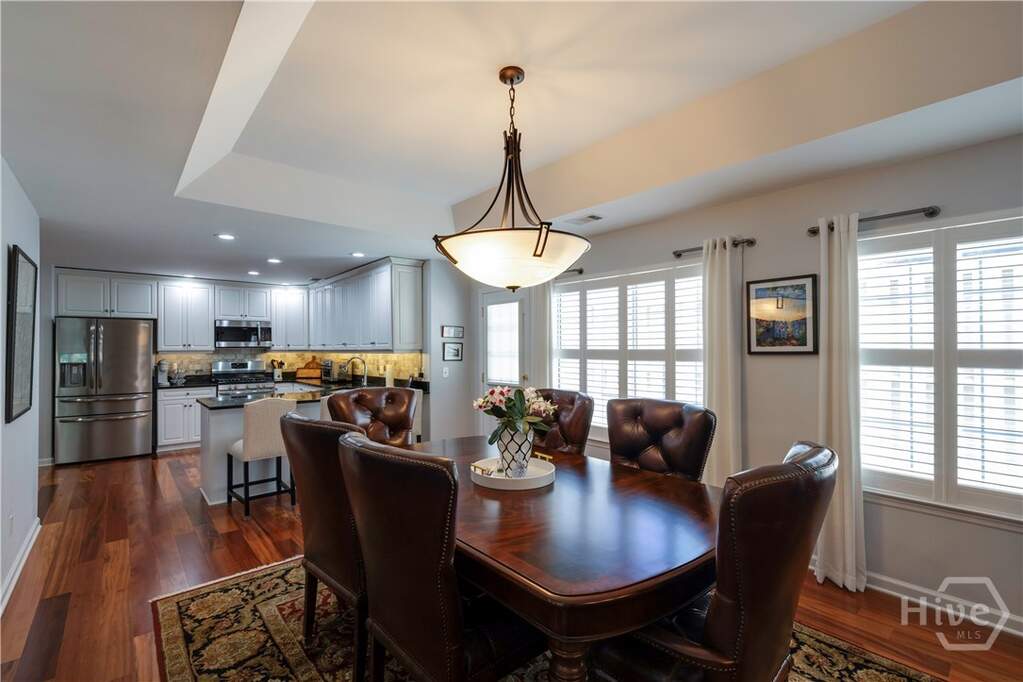 4 Bedroom Villa/Townhouse's Image 18