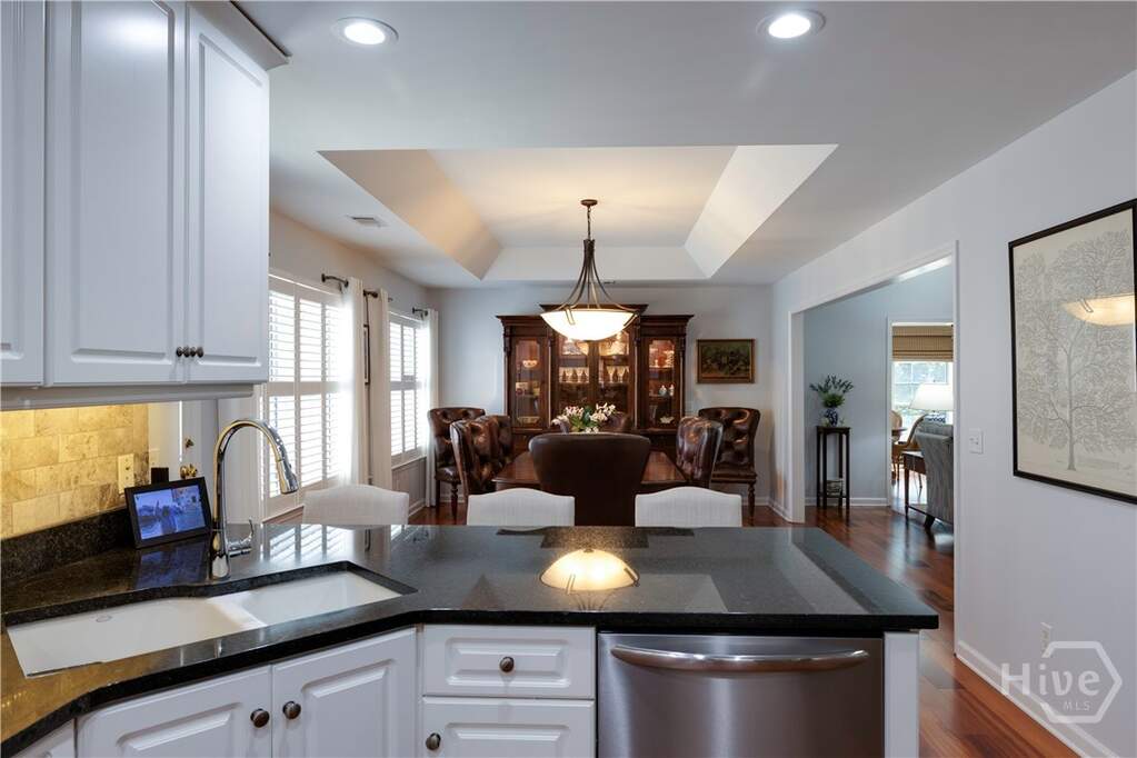 4 Bedroom Villa/Townhouse's Image 24