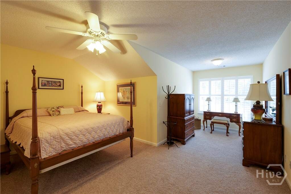 4 Bedroom Villa/Townhouse's Image 40