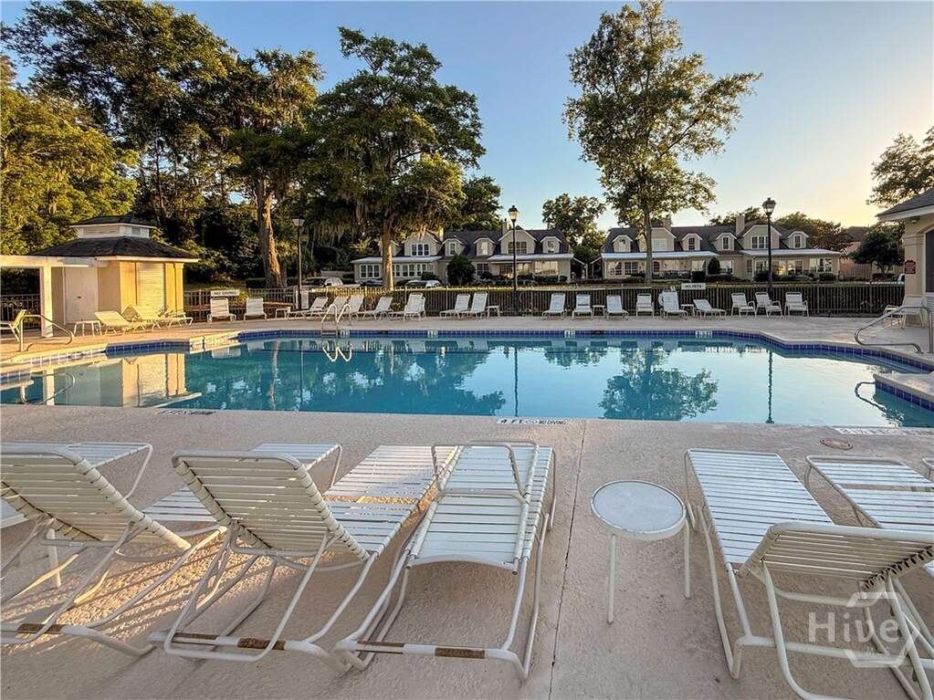 4 Bedroom Villa/Townhouse's Image 45