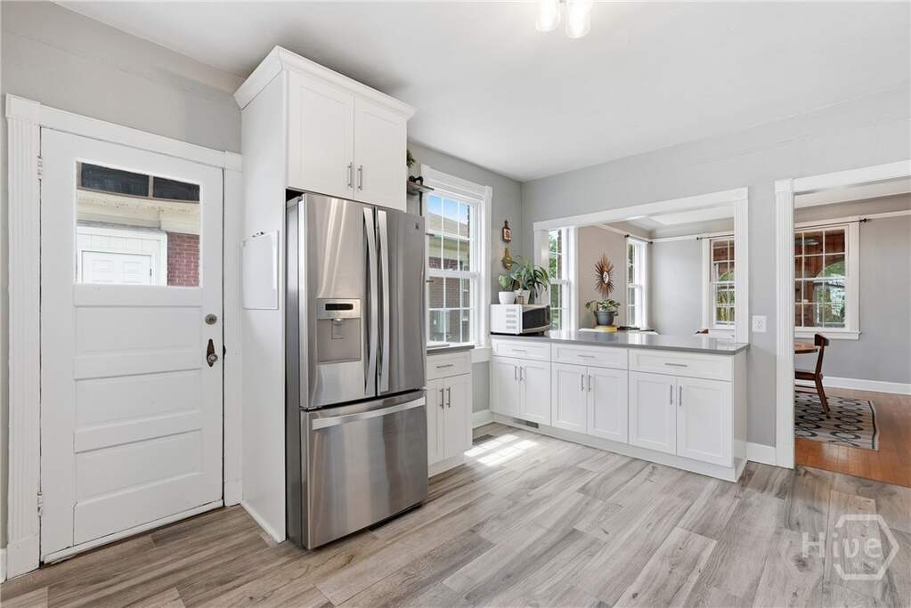 4 Bedroom Single Family Home/House's Image 11