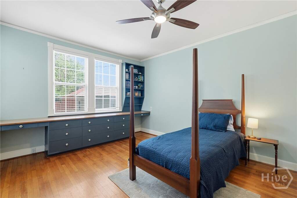 4 Bedroom Single Family Home/House's Image 15
