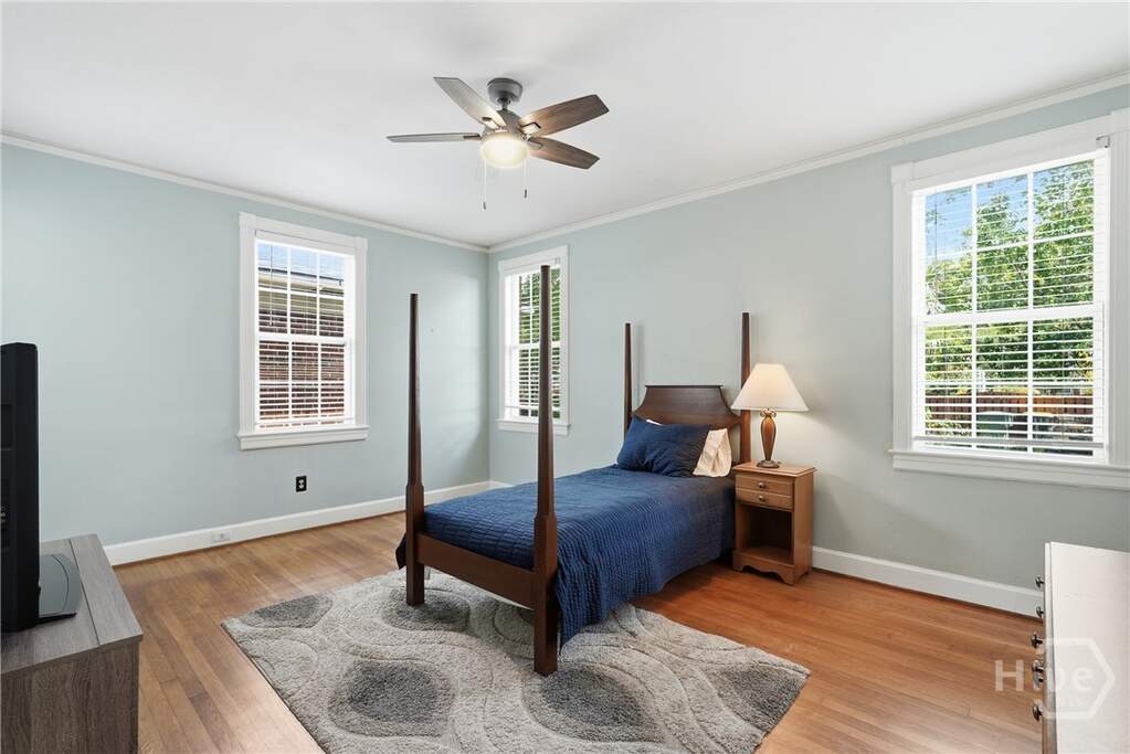 4 Bedroom Single Family Home/House's Image 16