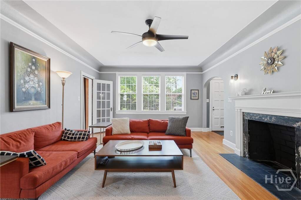 4 Bedroom Single Family Home/House's Image 6