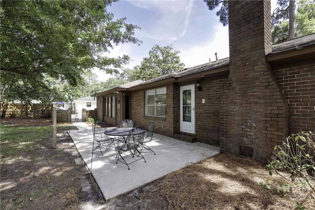 4 Bedroom Single Family Home/House's Image 10