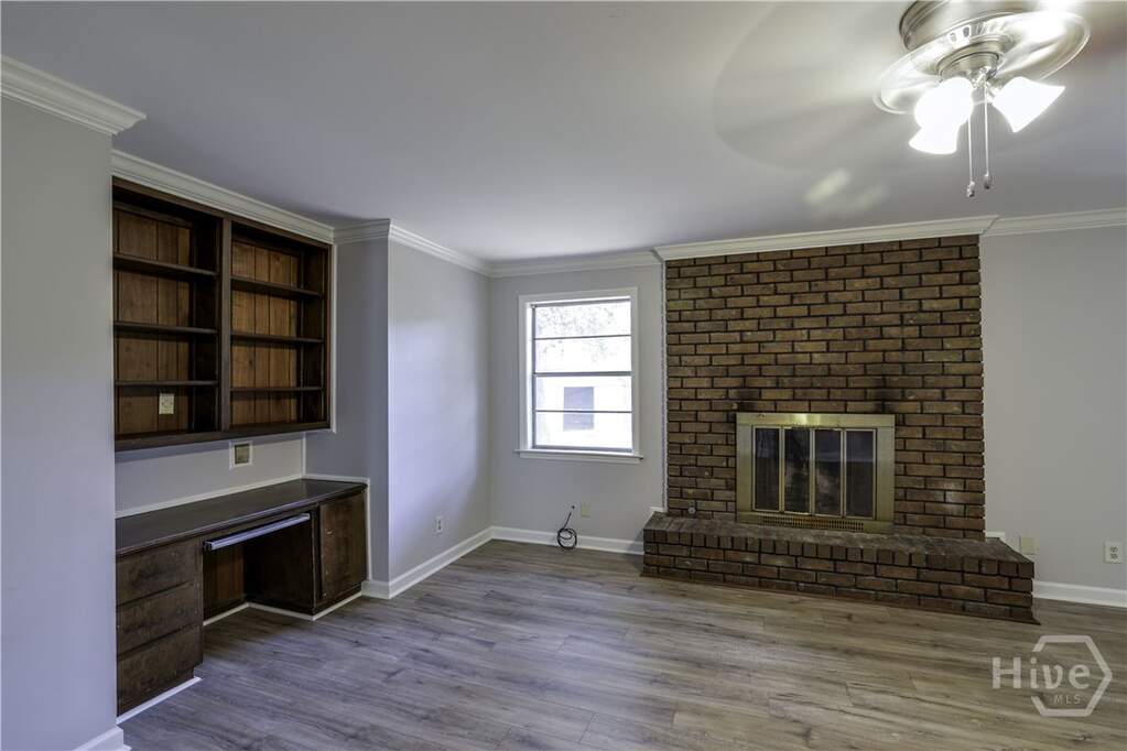 4 Bedroom Single Family Home/House's Image 14