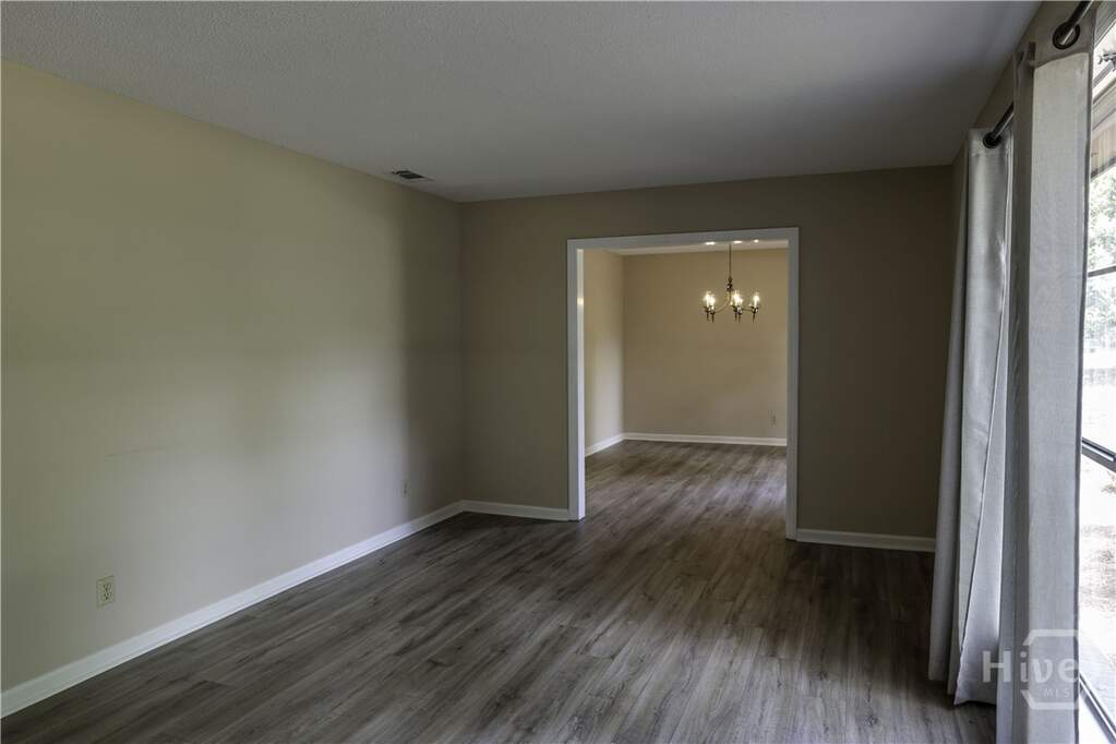 4 Bedroom Single Family Home/House's Image 20