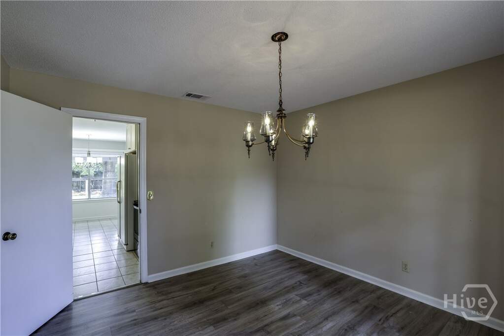 4 Bedroom Single Family Home/House's Image 22