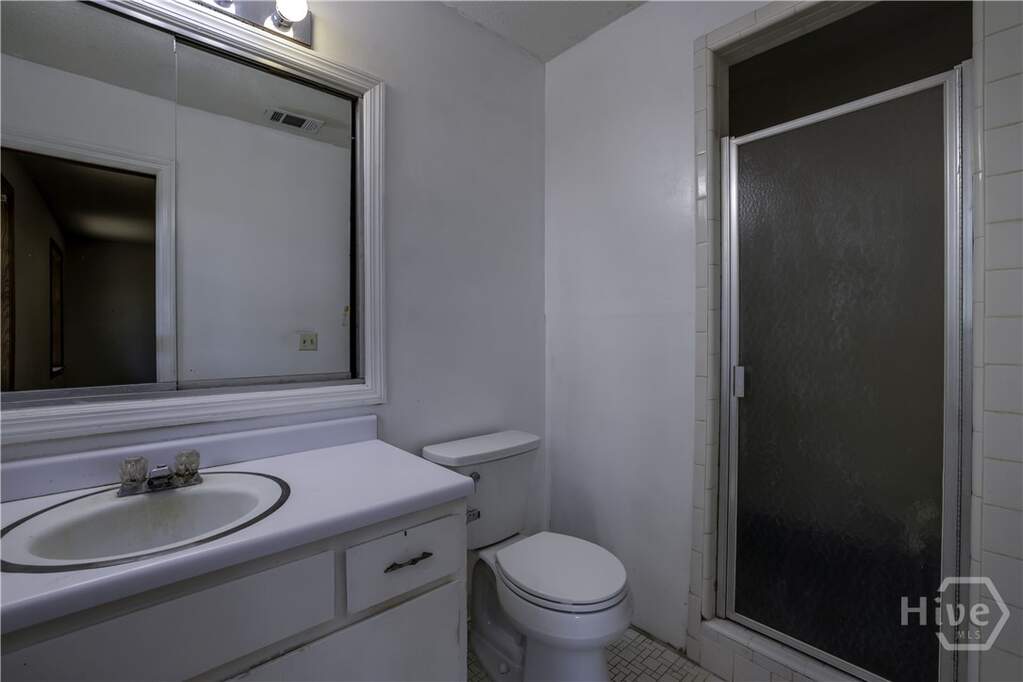 4 Bedroom Single Family Home/House's Image 34