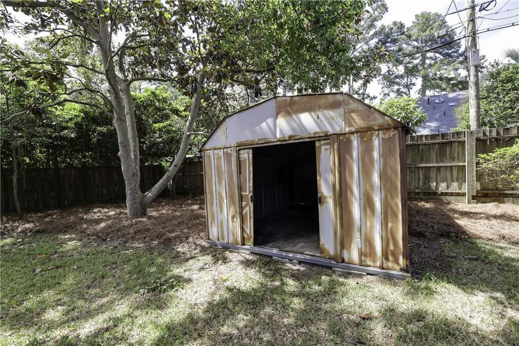 4 Bedroom Single Family Home/House's Image 44