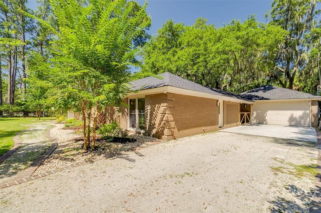 4 Bedroom Single Family Home/House's Image 46
