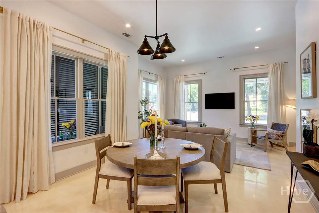 3 Bedroom Single Family Home/House's Image 11