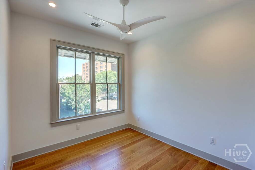 3 Bedroom Single Family Home/House's Image 34