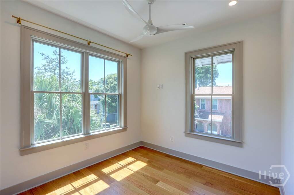 3 Bedroom Single Family Home/House's Image 42