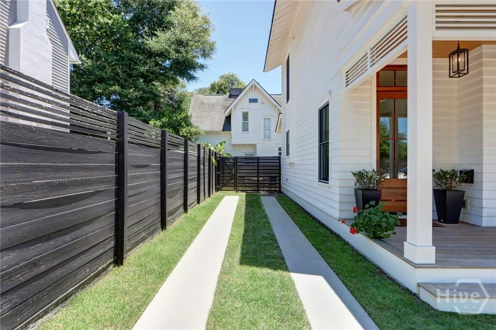 3 Bedroom Single Family Home/House's Image 45