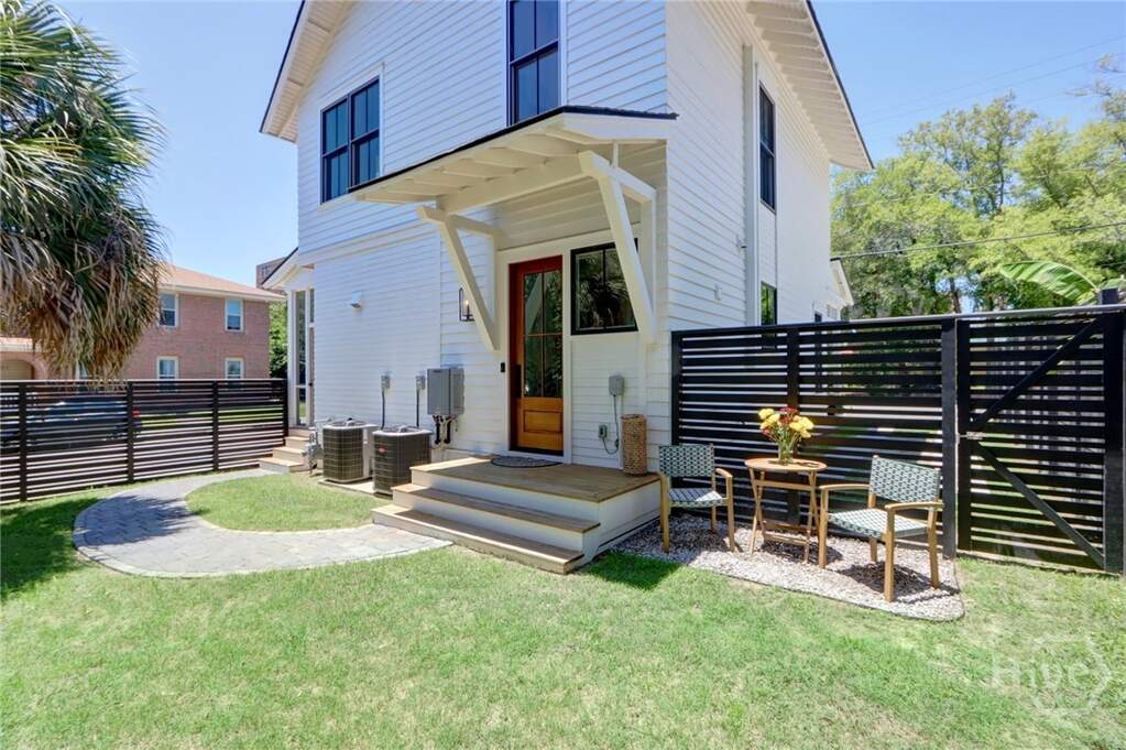 3 Bedroom Single Family Home/House's Image 48