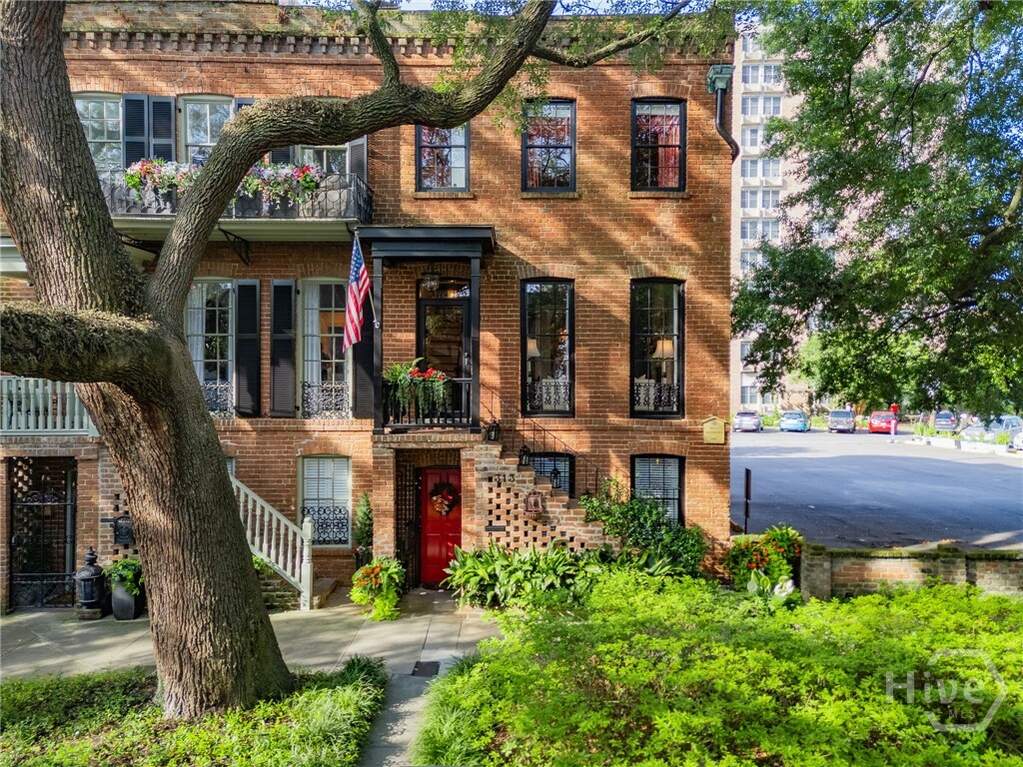 3 Bedroom Villa/Townhouse's Image 32