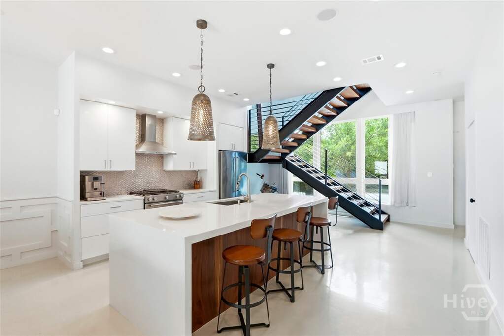 3 Bedroom Single Family Home/House's Image 9