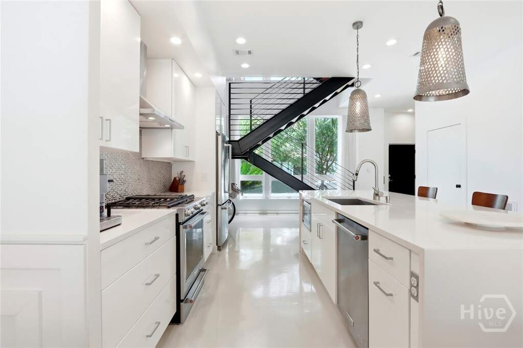 3 Bedroom Single Family Home/House's Image 10