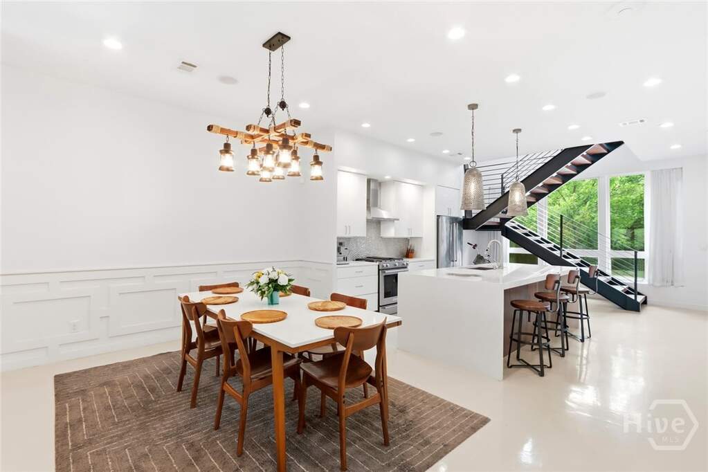 3 Bedroom Single Family Home/House's Image 17
