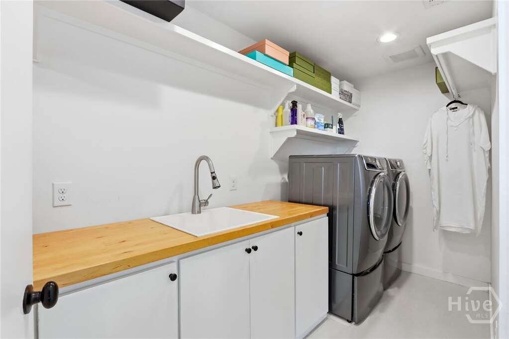 3 Bedroom Single Family Home/House's Image 28