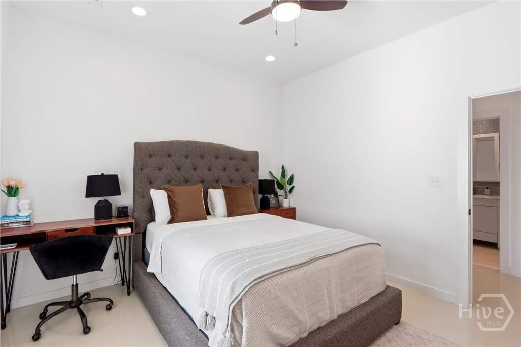 3 Bedroom Single Family Home/House's Image 45