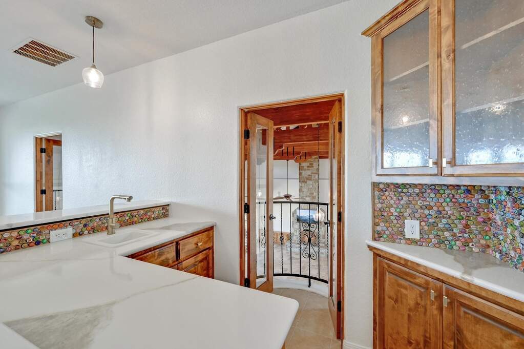 4 Bedroom Single Family Home/House's Image 23