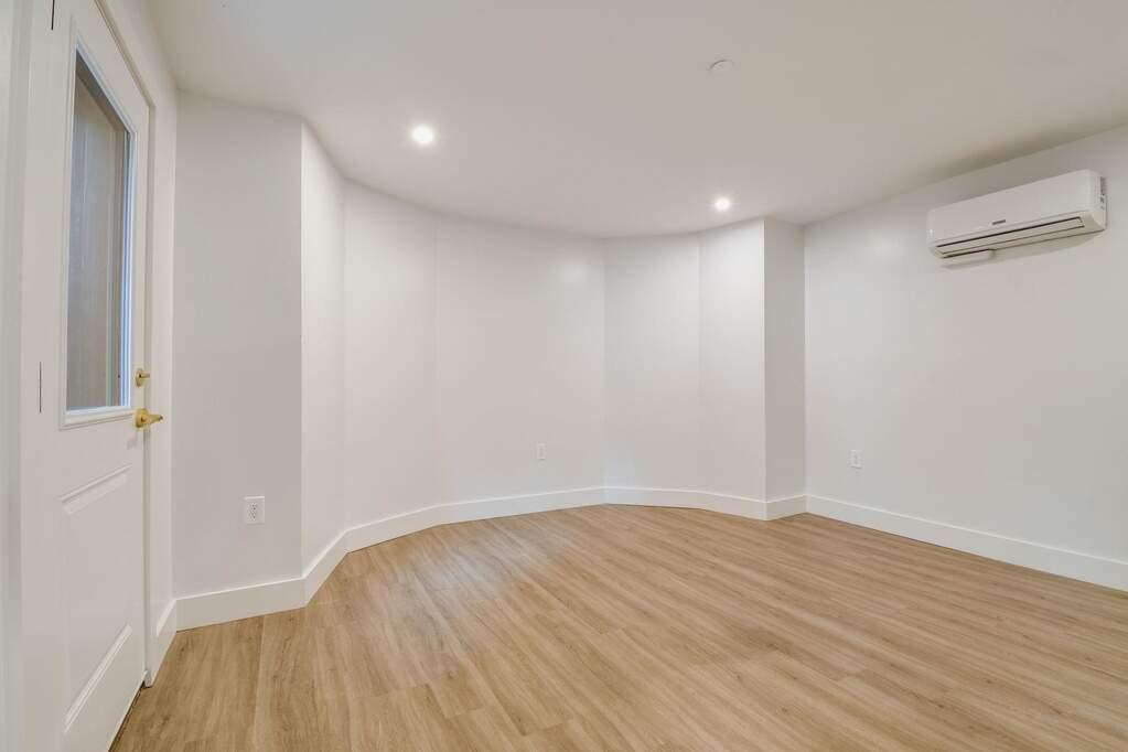3 Bedroom Apartment/Flat's Image 17