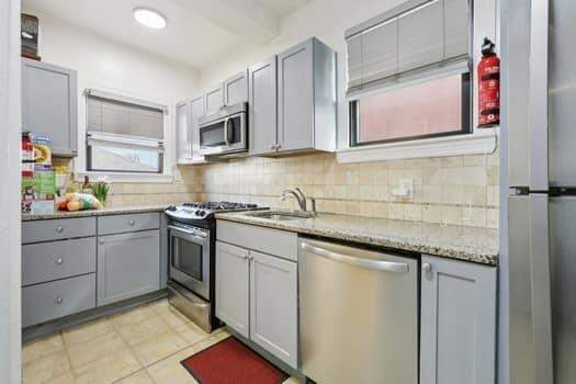 5 Bedroom Multi Unit's Image 19