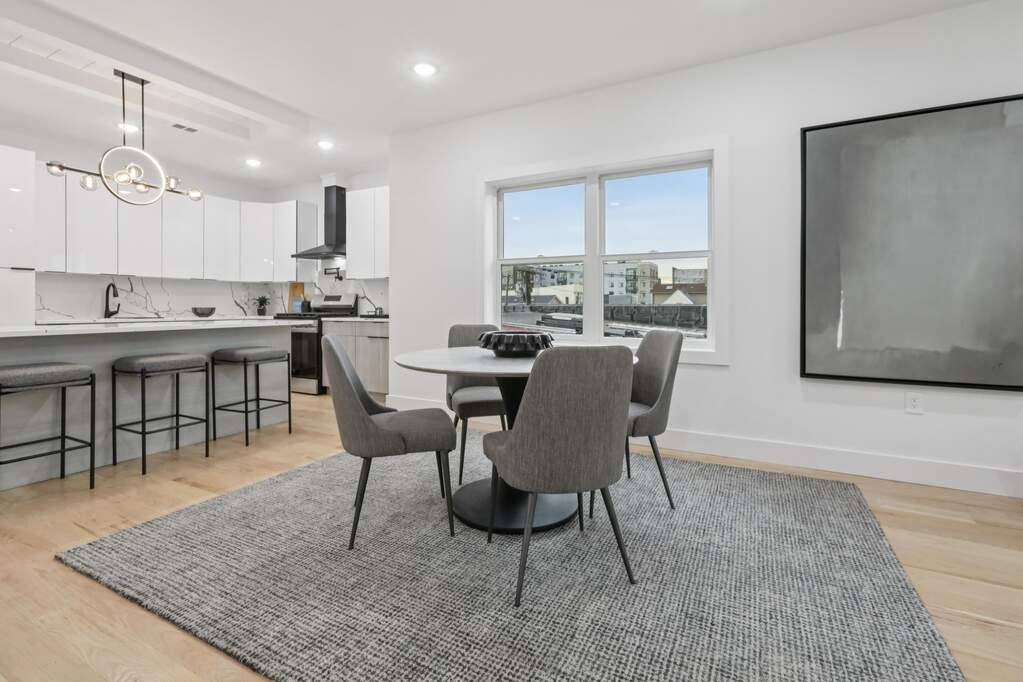 4 Bedroom Apartment/Flat's Image 4